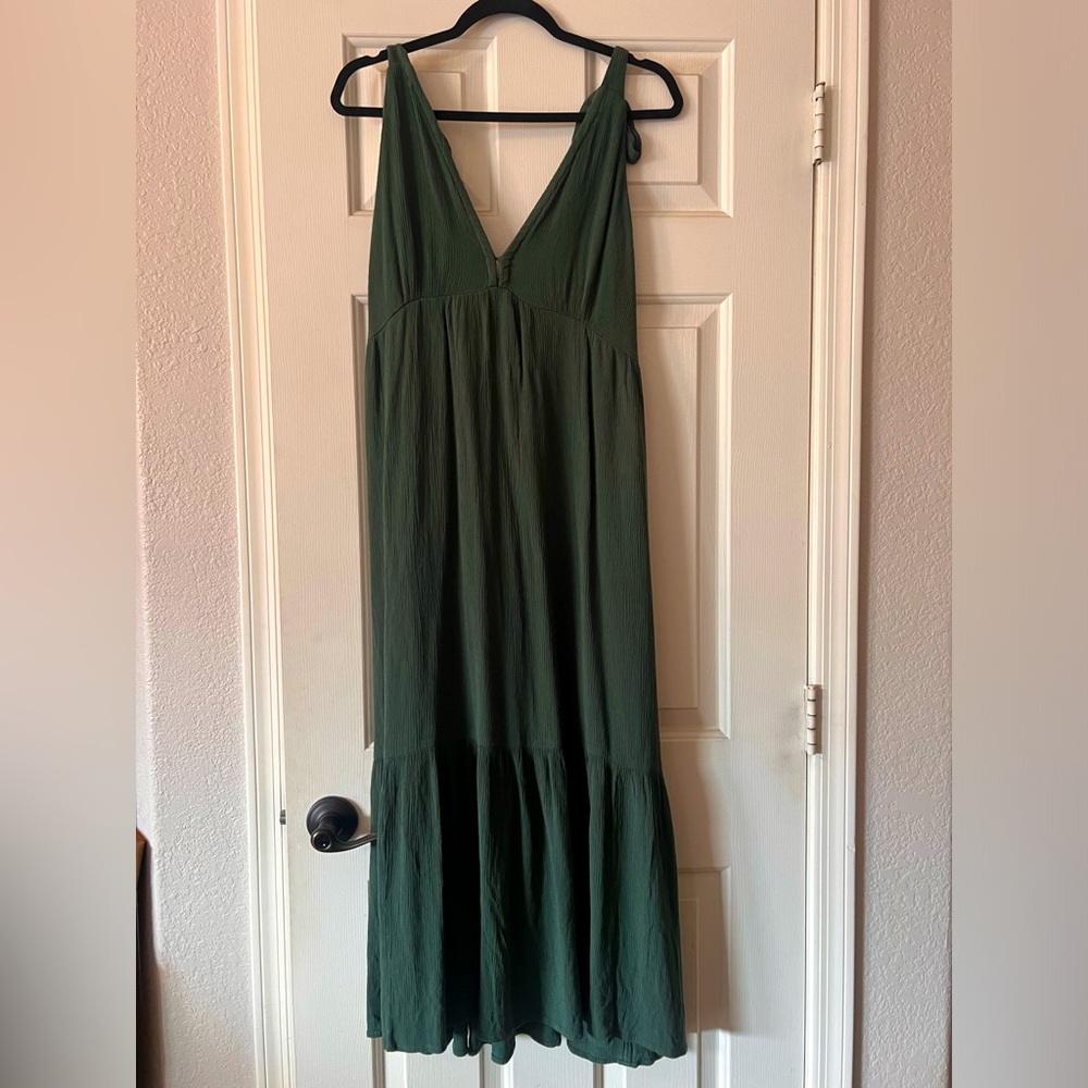 Green Abercrombie and Fitch Tea Length Dress